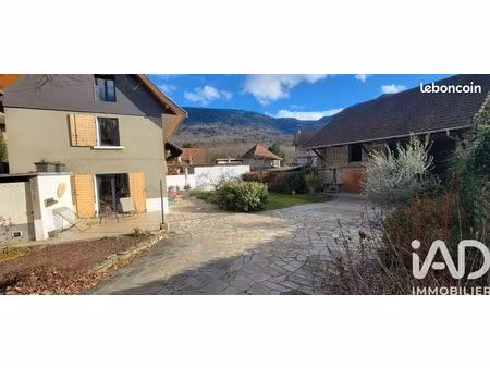 maison 4 pièces 130 m²