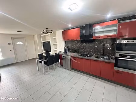 maison de ville 4 pièces 63 m²