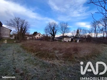 terrain 642 m² coole