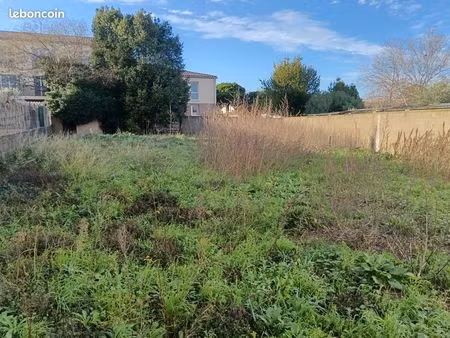 montady - terrain constructible viabilisé – 602 m²