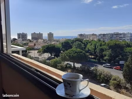 studio rénové vue mer 23m2 avec loggia (place de parking privée possible en sus)