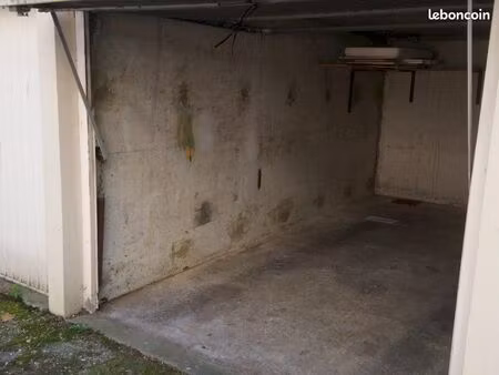 vente garage en copropriété