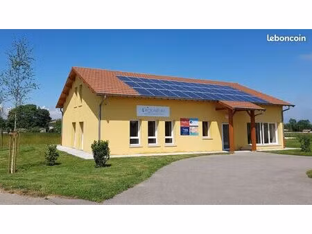 local 33 m² à vonnas