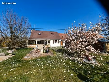 secteur rosières en santerre pavillon de 130m2 avec sous-sol complet et garage de 50m2