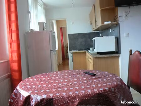 meublée charges comprises électricité  chauffage 