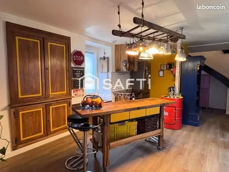 maison 7 pièces 220 m²