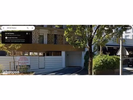 place de parking sécurisée en sous-sol