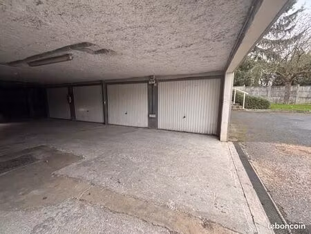 parking 12 m² villiers sur marne