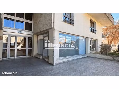 local commercial exclusivité foncia – 40 m²