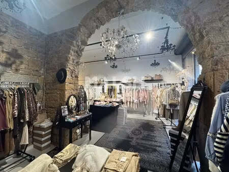 location local commercial 63m²