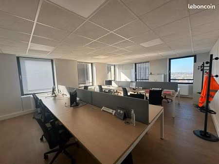 bureaux 339 m²