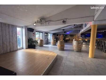 bar licence iv – grand parking – terrasses – local chr 176 m² – dolus-d’oléron