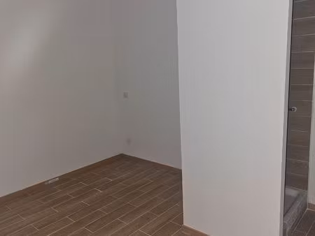 louer – cabinet / local professionnel 20 m² – centre-ville d’apt