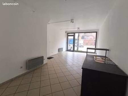 a louer - local commercial 32 m2