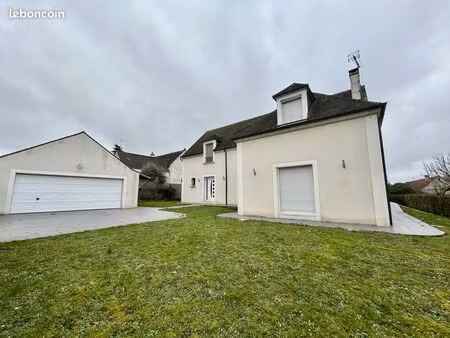 pavillon 8 pièces 335 m²