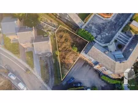 terrain constructible avec permis pour une maison 2 ch.