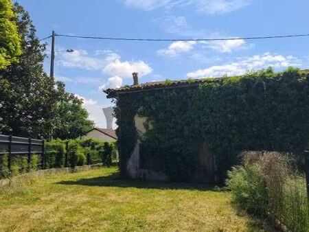 hangar 136 m² le pian medoc