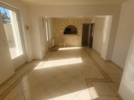 particulier vend maison 4 pièces 62m2 sans travaux garage 3 voitures quartier calme et rec