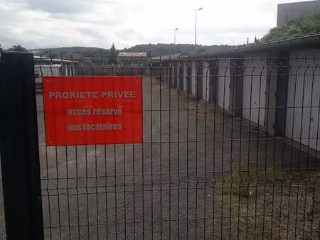 garage sécurisé disponible fin mai à joeuf