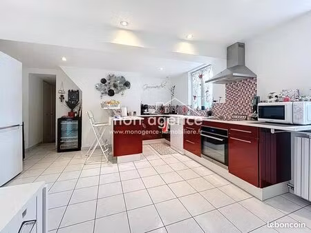 maison 3 pièces 110 m²