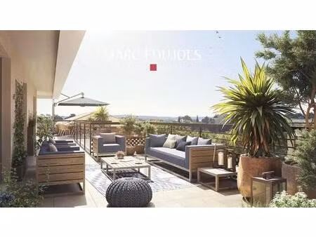 vallauris/golfe juan 3 pièces avec grande terrasse  2 parkings et piscine