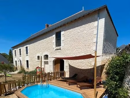 maison rénovée de 153m2 avec piscine à vendre