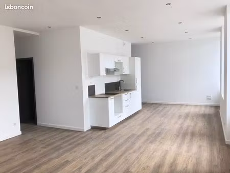 appartement centre ville chateaulin 71m2