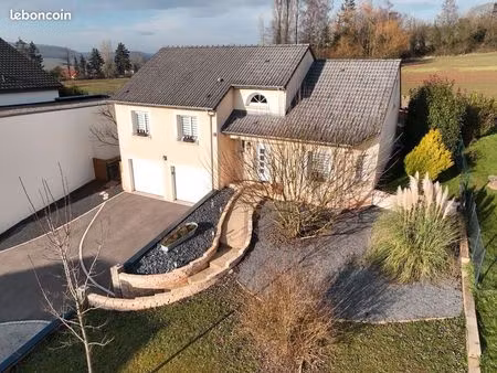 maison 6 pièces 142 m²