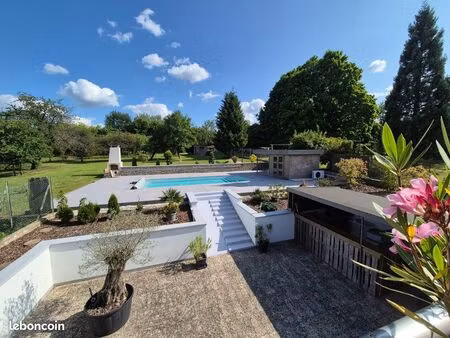 maison 6 pièces 170m2