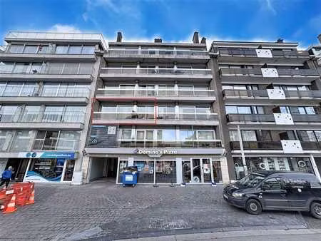 appartement avec 2 chambres  terrasses et garage au centre d