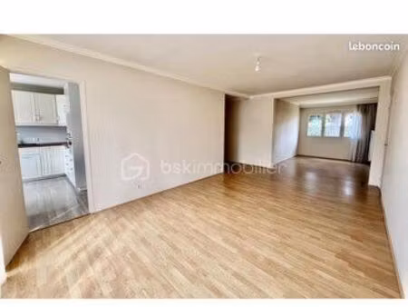 appartement t5 90m2 / profession libérale