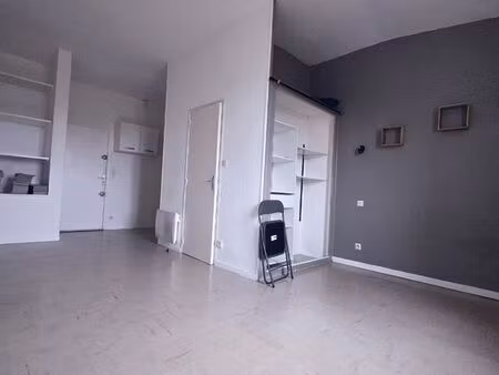 studio t1 saintes/hôpital