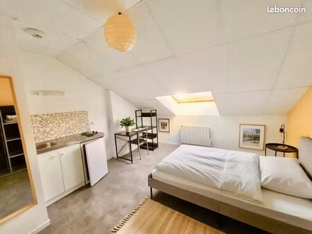 petit studio - toutes charges comprises