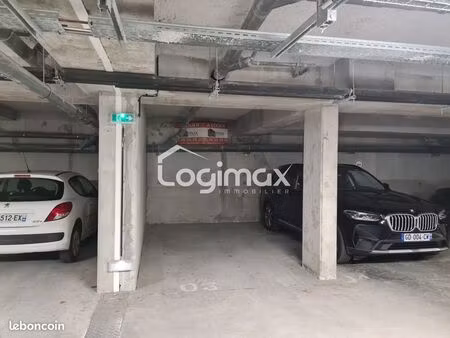 parking/box la rochelle