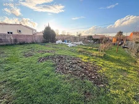 terrain 450 m² saint loubes