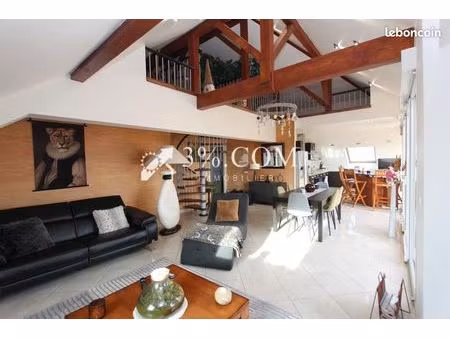 appartement 5 pièces 176 m²