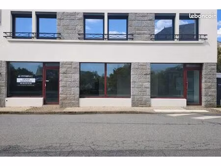 local commercial 80 m² fouesnant