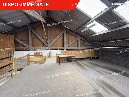 local d'activité 245 m²