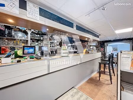 murs commerciaux saint renan