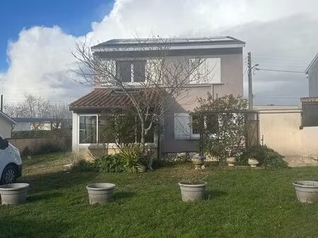 maison lumineuse 95 m² – terrain arboré 634 m² – ambès (33810)