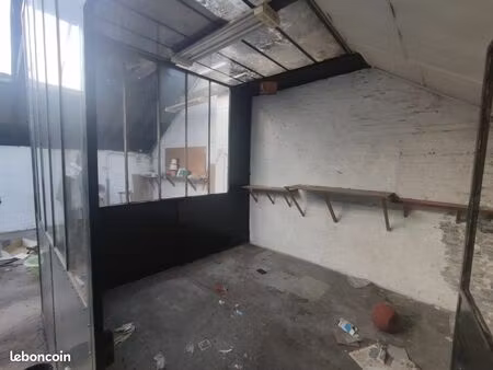 a tourcoing idéal artisan hangar de 300m² avec extérieur