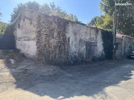 immeuble 95 m² saint-lumine-de-coutais