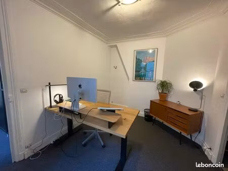 bureau 7m2 paris 1er ar