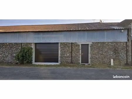 entrepôt 200 m² melun