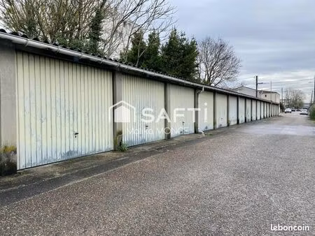 parking/box 132 m² bruges