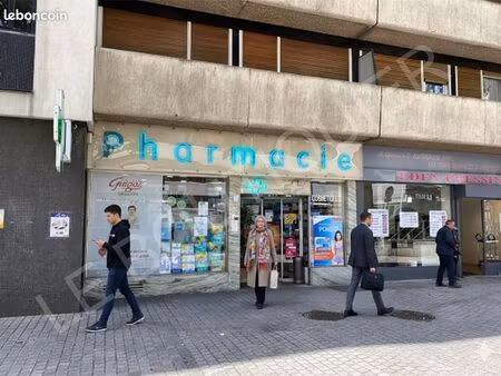 boutique 240 m² yssingeaux