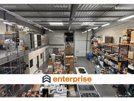 local industriel 940 m²