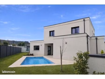 maison 6 pièces 164 m²