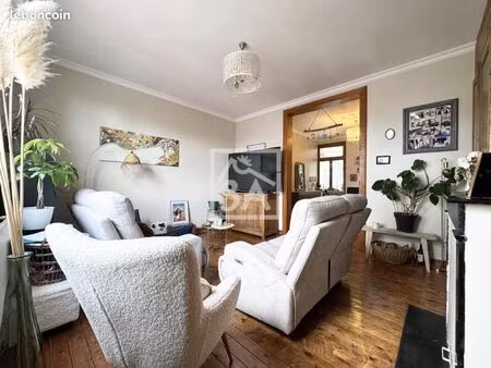 maison 5 pièces 127 m²