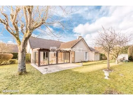 maison 6 pièces 121 m²